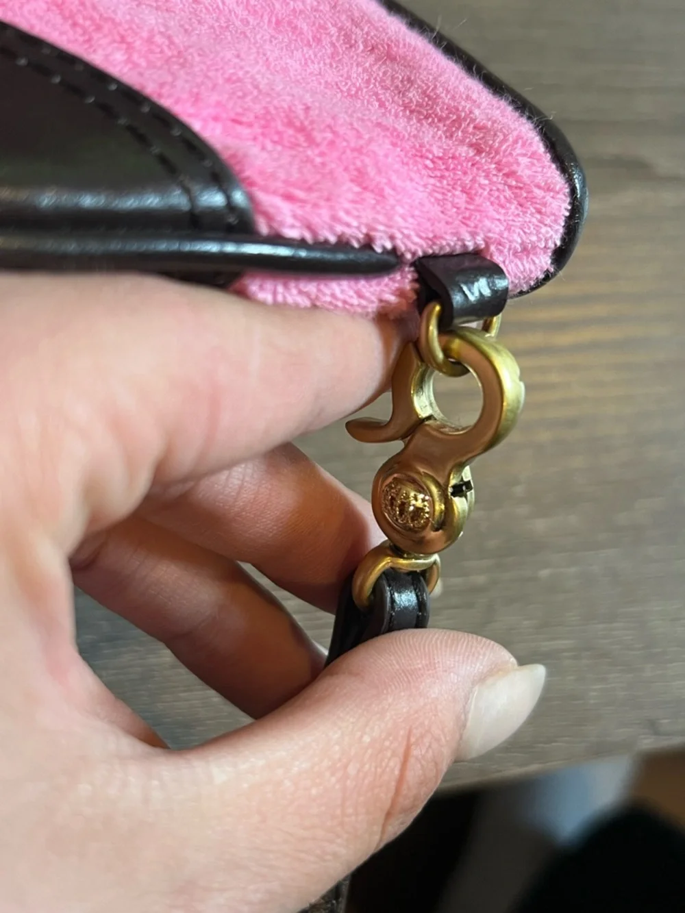 Rare Vintage Juicy Couture Pink Zip Wristlet Wallet - Picture 5 of 5